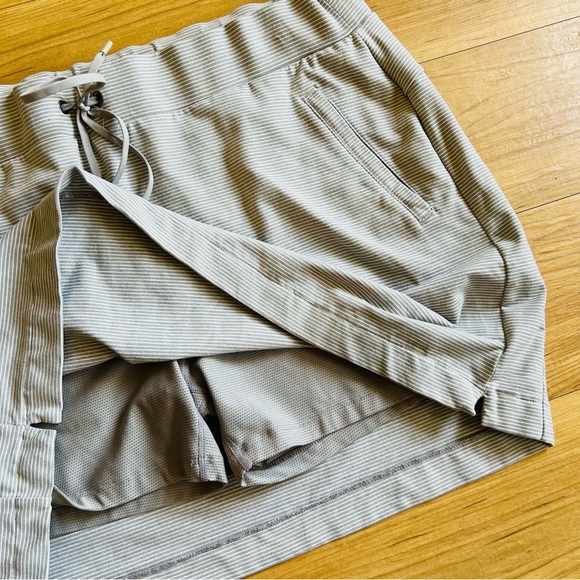 💜 Athleta STRIPE MODERN METRO SKORT Size XL - Picture 6 of 9
